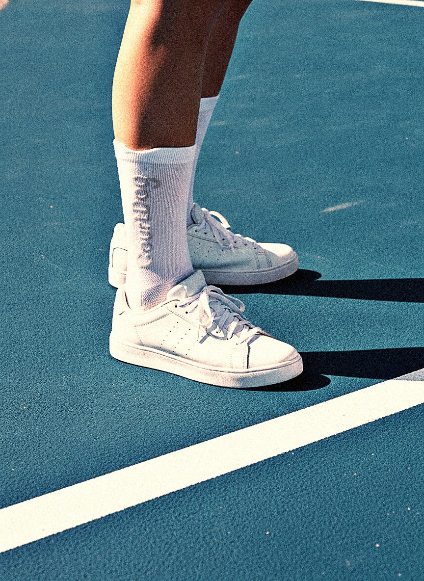 CourtDog lifestyle-sock-white-baseline-graded-v1.jpg